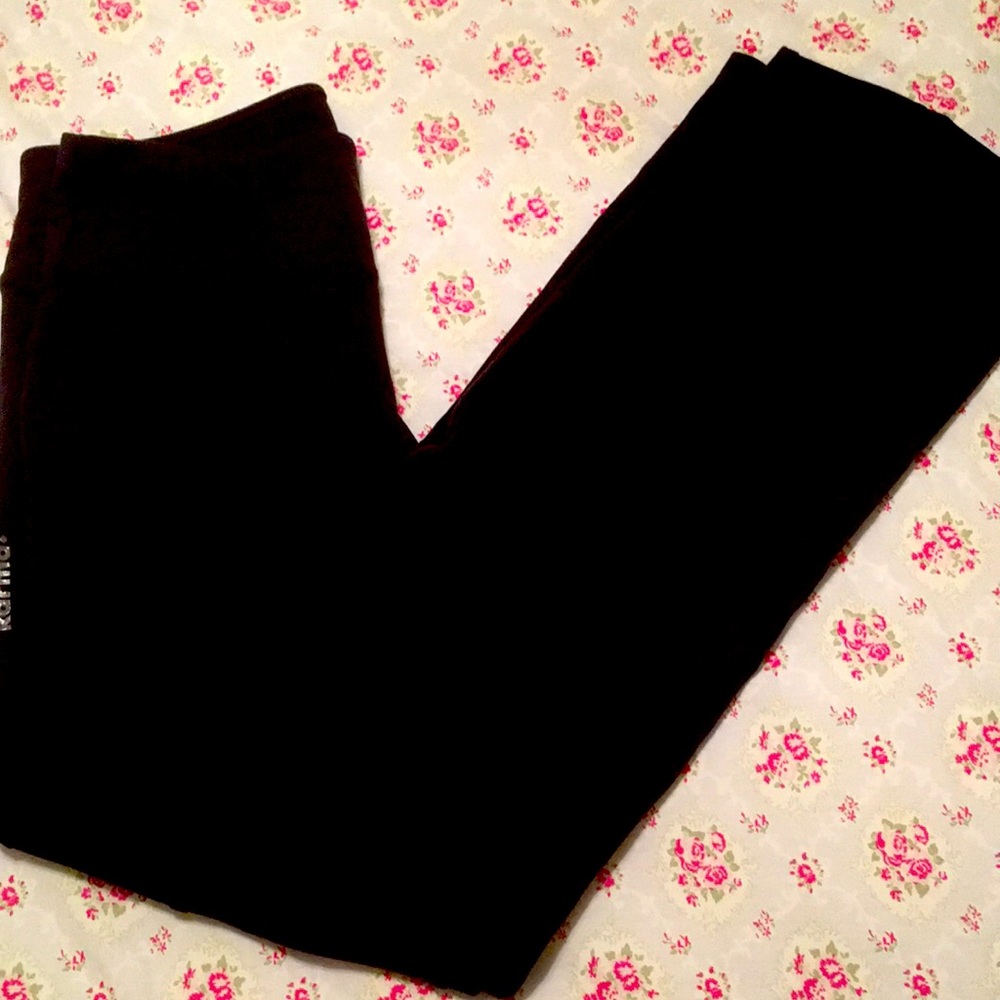 Karama yoga pants